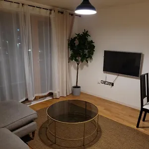 https://kew-house.cambridgehotelsuk.com